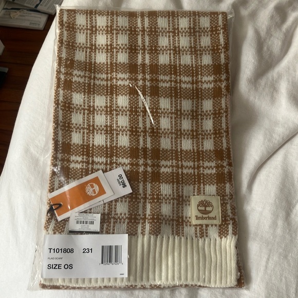 Scarf - Picture 1 of 1